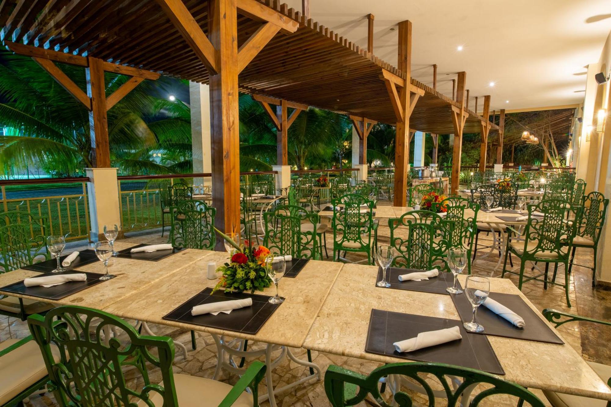 Grand Palladium Imbassai Resort & Spa Екстериор снимка